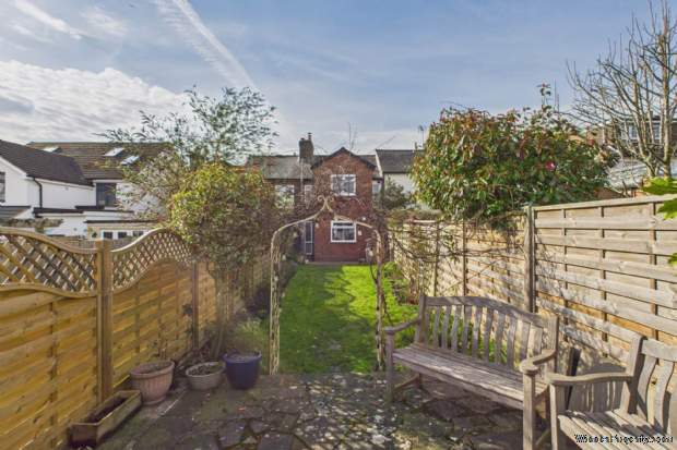 Additional Property Image 2 bedroom Cottage for sale in Hemel Hempstead 7