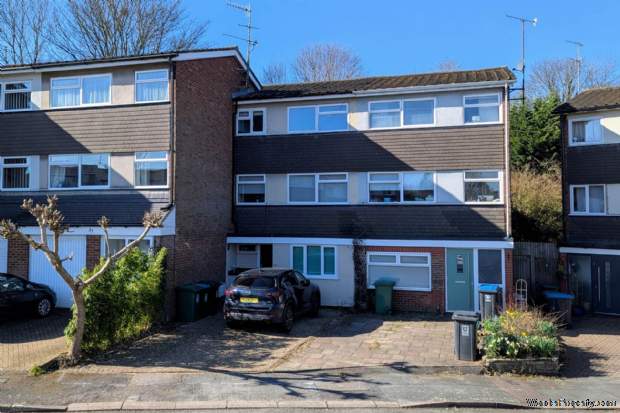 Additional Property Image 3 bedroom House for sale in Hemel Hempstead 2