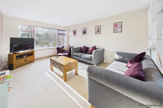 Additional Property Image 3 bedroom House for sale in Hemel Hempstead 4