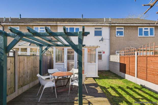 Additional Property Image 3 bedroom House for sale in Hemel Hempstead 7