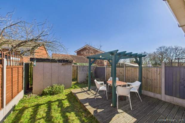 Additional Property Image 3 bedroom House for sale in Hemel Hempstead 8