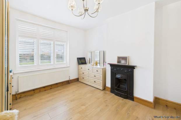 Additional Property Image 5 bedroom Semi Detached for sale in Hemel Hempstead 19