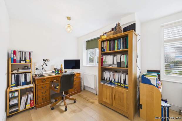 Additional Property Image 5 bedroom Semi Detached for sale in Hemel Hempstead 20