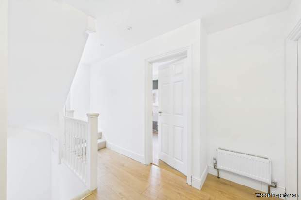 Additional Property Image 5 bedroom Semi Detached for sale in Hemel Hempstead 9