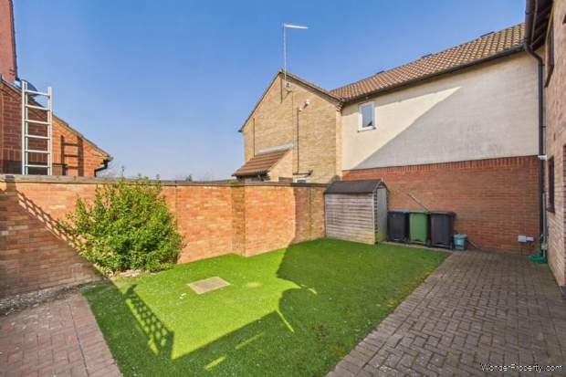 Additional Property Image 2 bedroom House for sale in Hemel Hempstead 14