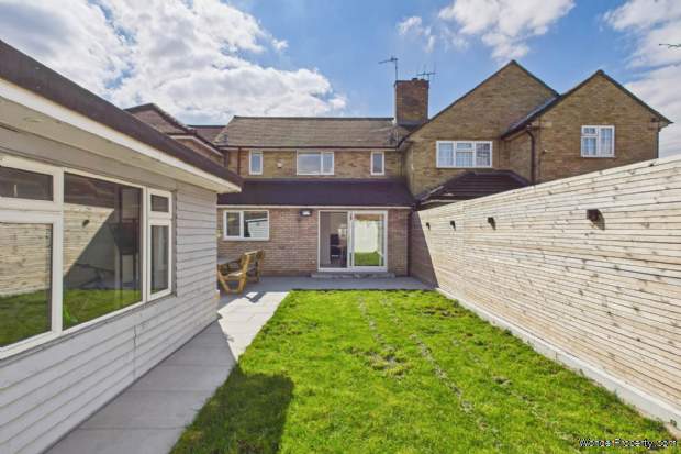 Additional Property Image 2 bedroom House for sale in Hemel Hempstead 3