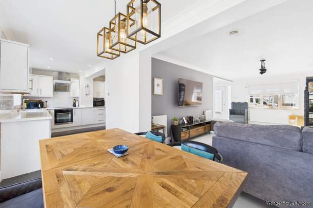 Additional Property Image 2 bedroom House for sale in Hemel Hempstead 15