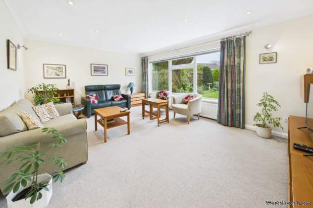 Additional Property Image 4 bedroom Detached for sale in Hemel Hempstead 2
