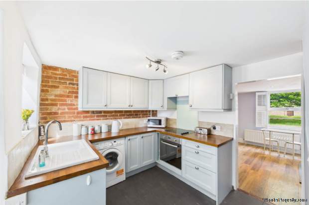 Additional Property Image 2 bedroom Cottage for sale in Hemel Hempstead 14