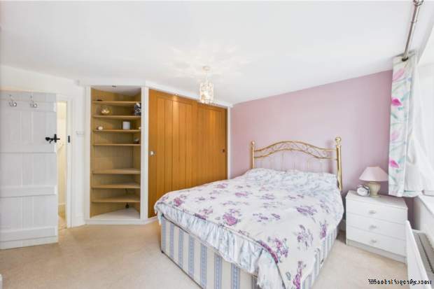 Additional Property Image 2 bedroom Cottage for sale in Hemel Hempstead 11