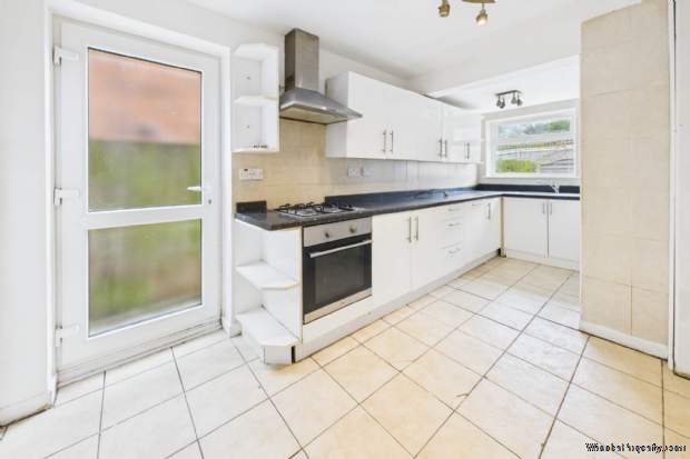 Additional Property Image 4 bedroom Detached for sale in Hemel Hempstead 3