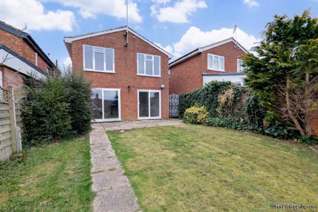 Additional Property Image 4 bedroom Detached for sale in Hemel Hempstead 8