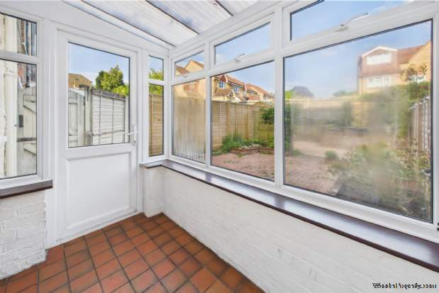 Additional Property Image 3 bedroom Semi Detached for sale in Hemel Hempstead 17