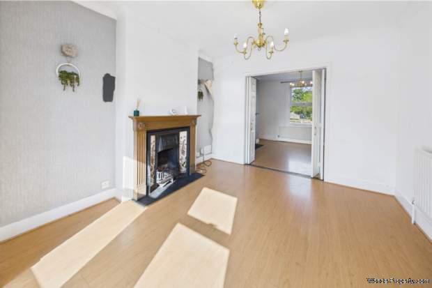 3 bedroom Semi Detached for sale in Hemel Hempstead