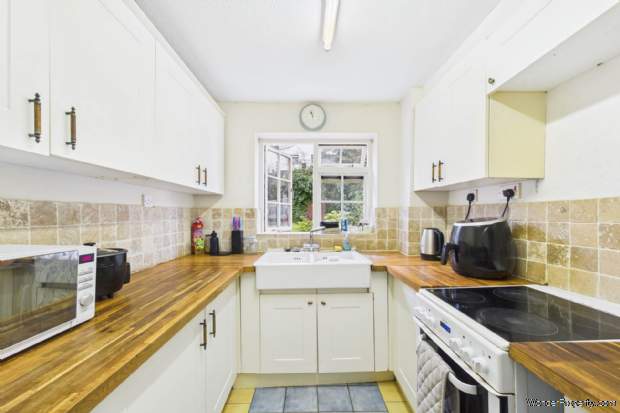 Additional Property Image 5 bedroom House for sale in Hemel Hempstead 4