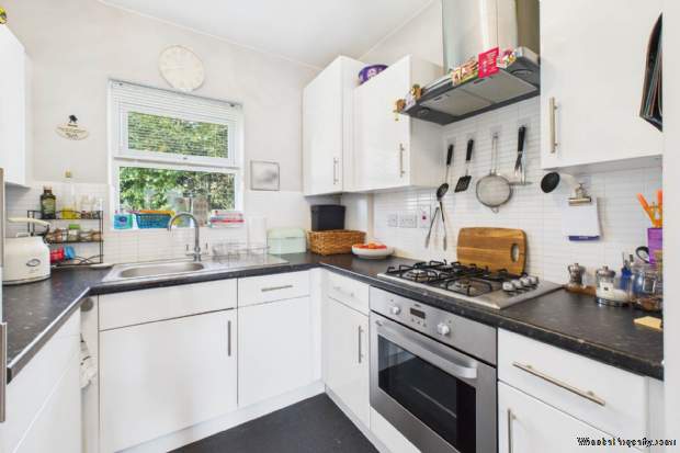Additional Property Image 2 bedroom Apartment for sale in Hemel Hempstead 4