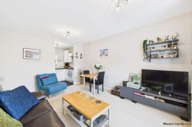 Additional Property Image 2 bedroom Apartment for sale in Hemel Hempstead 6