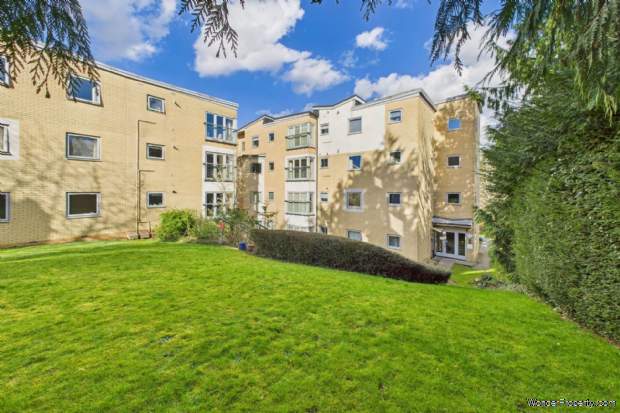 Additional Property Image 2 bedroom Apartment for sale in Hemel Hempstead 2