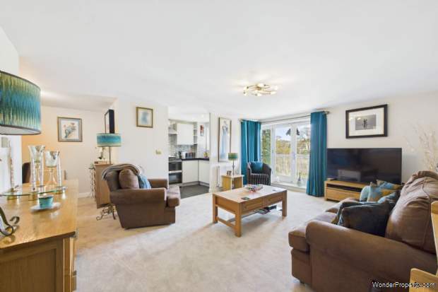 Additional Property Image 2 bedroom Apartment for sale in Hemel Hempstead 6