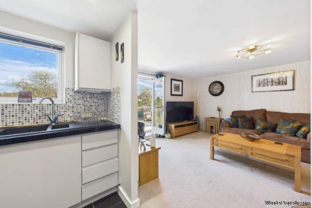 Additional Property Image 2 bedroom Apartment for sale in Hemel Hempstead 14