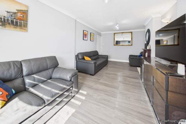 Additional Property Image 2 bedroom Semi Detached Bungalow for sale in Hemel Hempstead 15