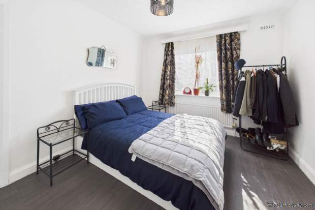 Additional Property Image 2 bedroom Semi Detached Bungalow for sale in Hemel Hempstead 18