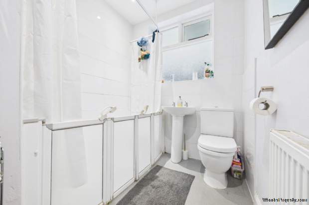 Additional Property Image 2 bedroom Semi Detached Bungalow for sale in Hemel Hempstead 20