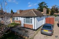 2 bedroom Semi Detached Bungalow for sale in Hemel Hempstead