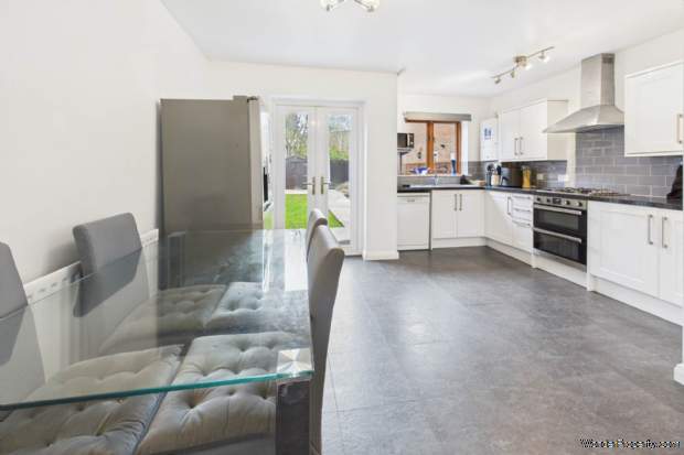Additional Property Image 3 bedroom Semi Detached for sale in Hemel Hempstead 5
