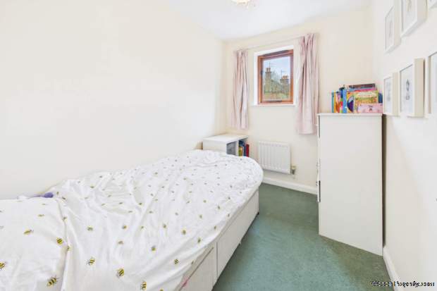 Additional Property Image 3 bedroom Semi Detached for sale in Hemel Hempstead 17