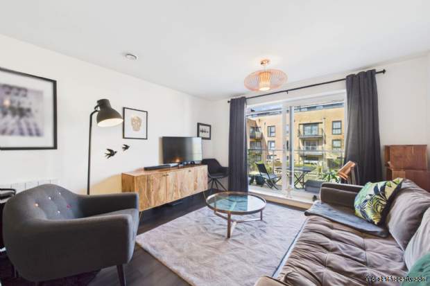 Additional Property Image 2 bedroom Apartment for sale in Hemel Hempstead 2