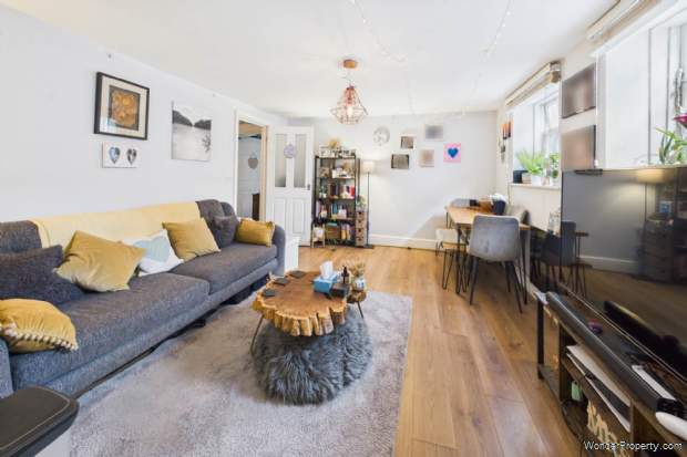 Additional Property Image 1 bedroom Maisonette for sale in Hemel Hempstead 19
