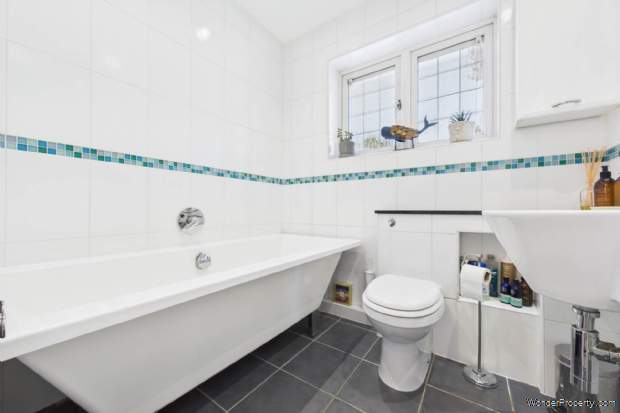 Additional Property Image 4 bedroom Detached for sale in Hemel Hempstead 7