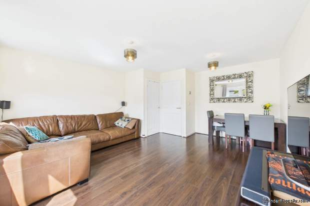 Additional Property Image 3 bedroom Semi Detached for sale in Hemel Hempstead 2