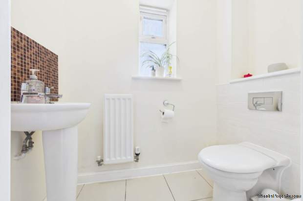 Additional Property Image 3 bedroom Semi Detached for sale in Hemel Hempstead 6