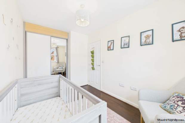 Additional Property Image 3 bedroom Semi Detached for sale in Hemel Hempstead 13
