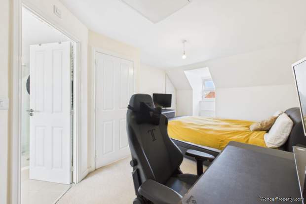 Additional Property Image 3 bedroom Semi Detached for sale in Hemel Hempstead 16