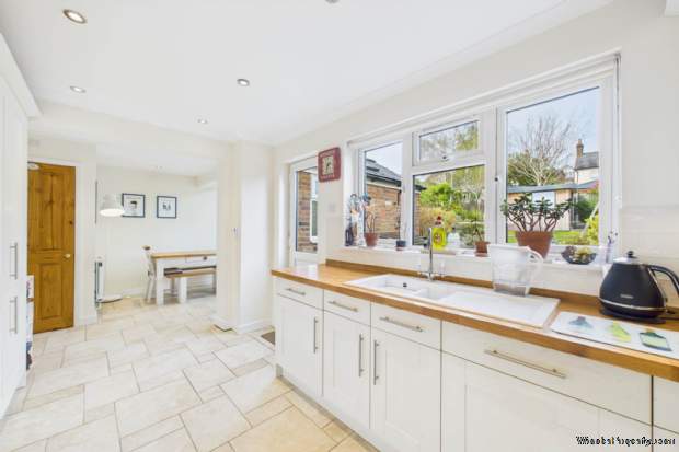 Additional Property Image 3 bedroom Detached for sale in Hemel Hempstead 3