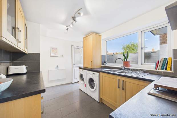 Additional Property Image 2 bedroom Maisonette for sale in Hemel Hempstead 4