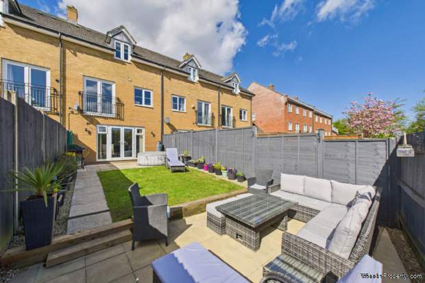 Additional Property Image 5 bedroom House for sale in Hemel Hempstead 11