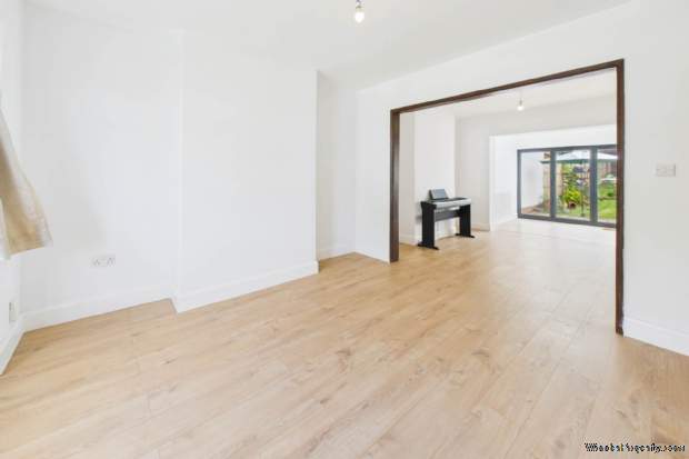 Additional Property Image 3 bedroom Semi Detached for sale in Hemel Hempstead 16