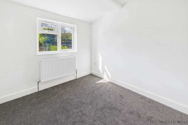 Additional Property Image 3 bedroom Semi Detached for sale in Hemel Hempstead 10