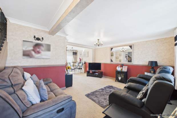 Additional Property Image 2 bedroom House for sale in Hemel Hempstead 17