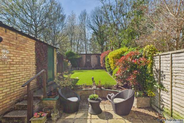 Additional Property Image 2 bedroom House for sale in Hemel Hempstead 11