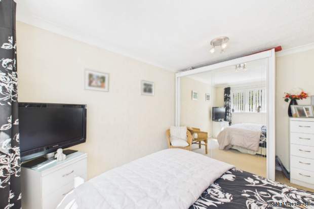 Additional Property Image 2 bedroom House for sale in Hemel Hempstead 8