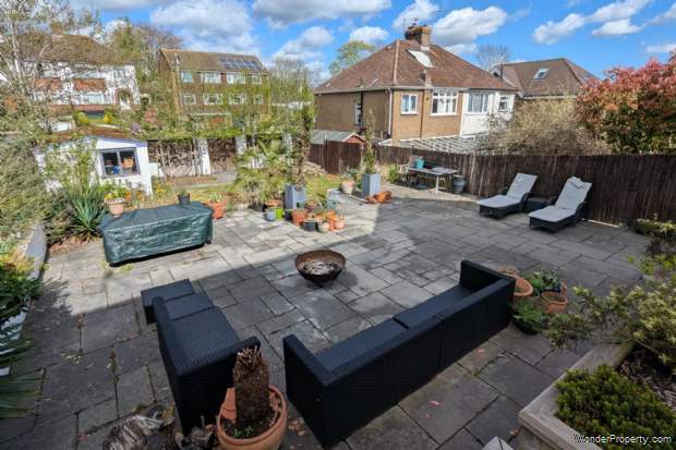 Additional Property Image 4 bedroom Detached for sale in Hemel Hempstead 10