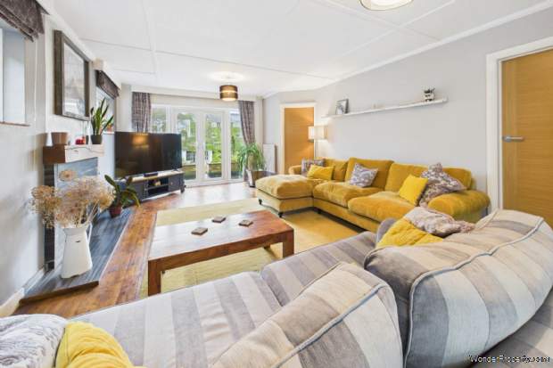 Additional Property Image 4 bedroom Detached for sale in Hemel Hempstead 8