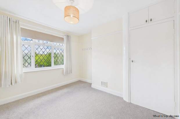 Additional Property Image 3 bedroom Semi Detached for sale in Hemel Hempstead 7