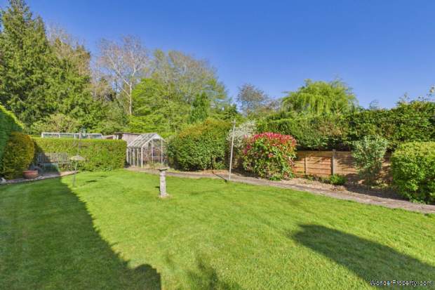 Additional Property Image 3 bedroom Semi Detached for sale in Kings Langley 10