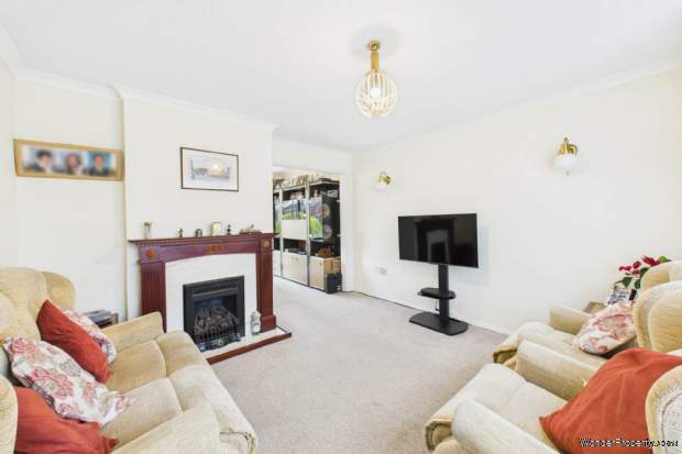 Additional Property Image 3 bedroom House for sale in Hemel Hempstead 2